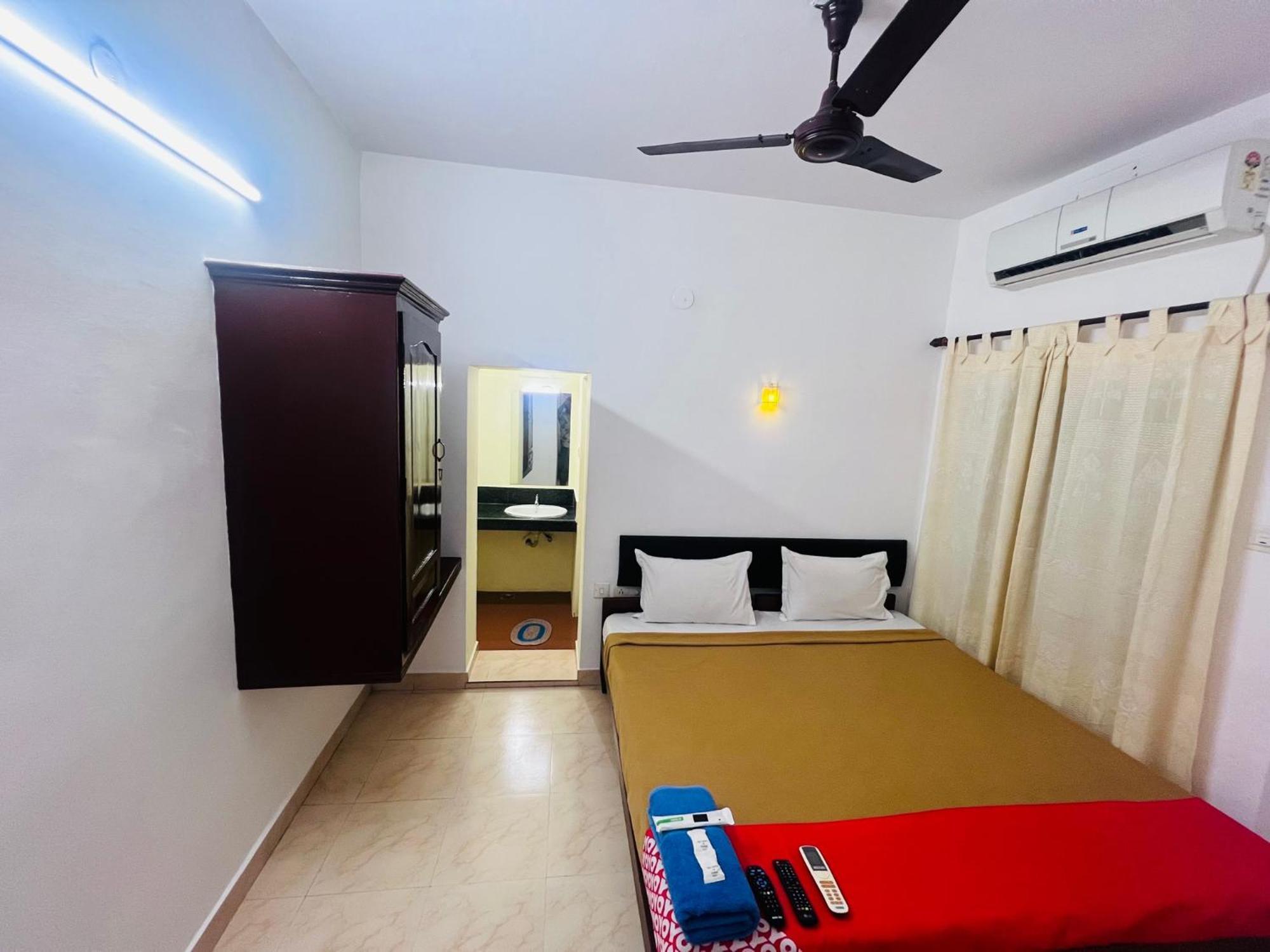 Hotel Sunday - Townhouse Club Airport Trivandrum Thiruvananthapuram Екстер'єр фото